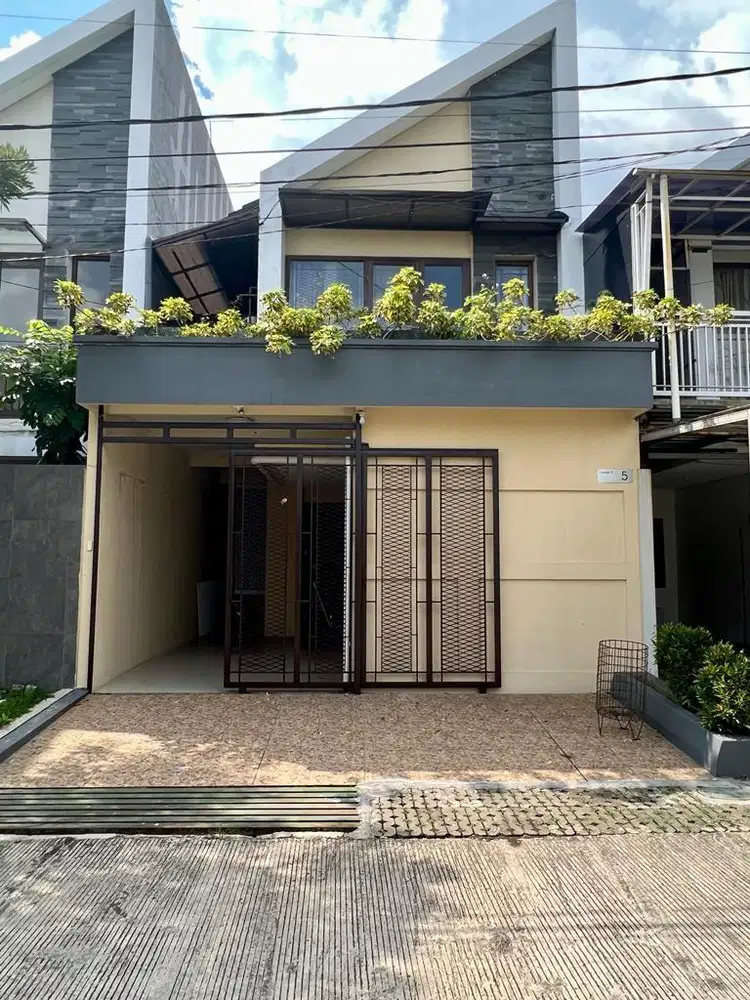 Disewakan Rumah Semi Furnished | Buah Batu Square- Dekat Tol & Tel-U
