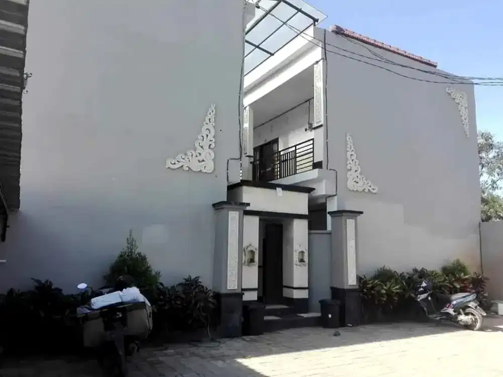 Rumah kost depan universitas Poltekpar Nusa Dua