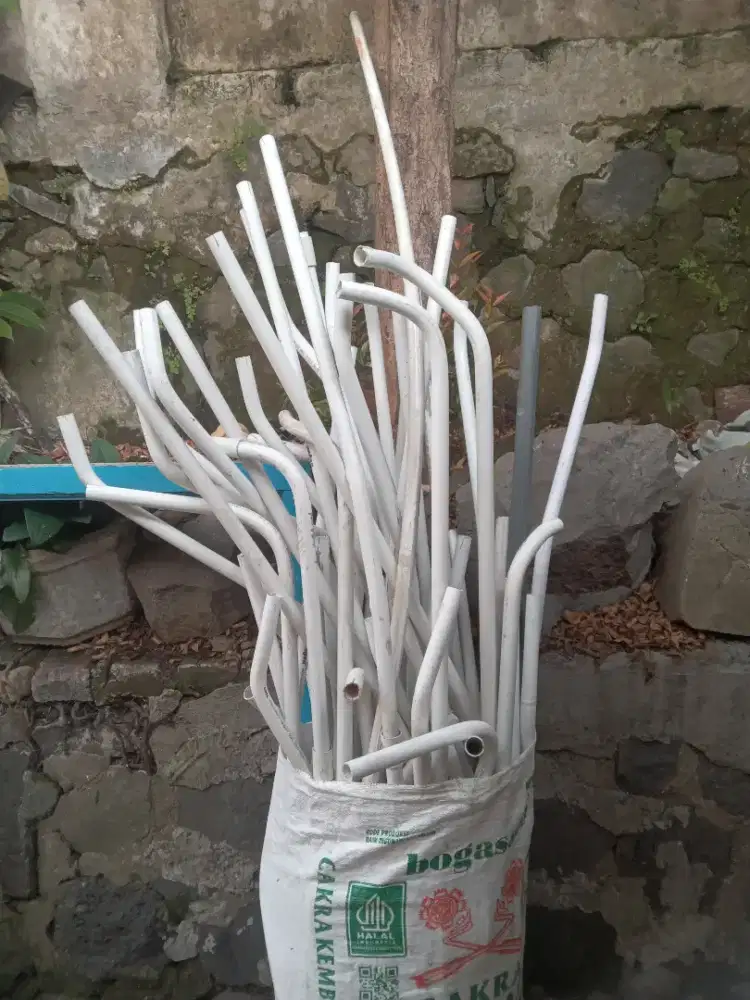 Pipa Pelindung Kabel Listrik (Conduiit) PVC