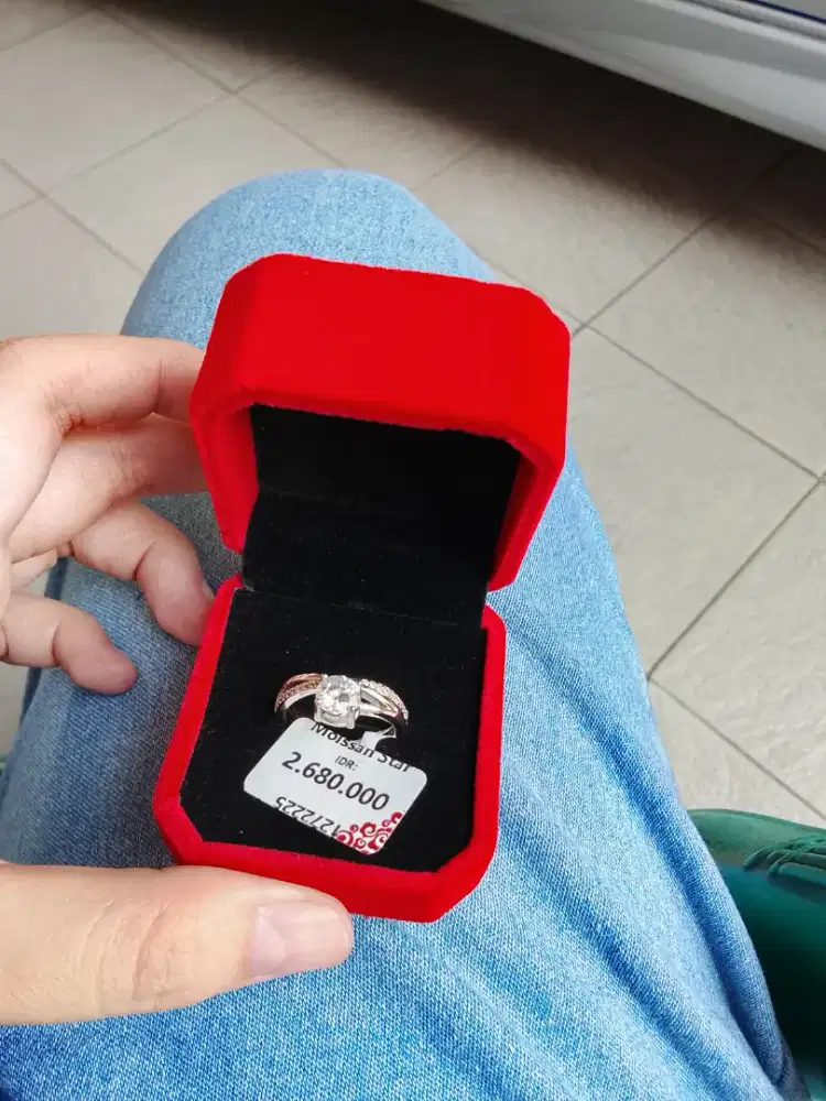 Dijual cincin 1 carat masih baru
