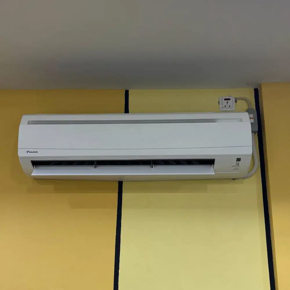 DI JUAL AC DAIKIN SECOND/BEKAS 2 PK FTV50CXV14