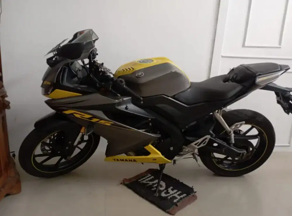 Jual cepat yamaha R15 V3