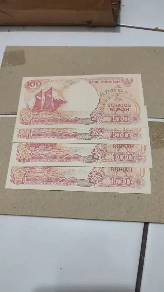 Uang 100 rupiah tahun 1992 mulus,no kucel
