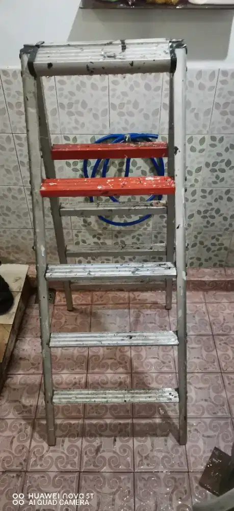 Tangga lipat 1.5 meter