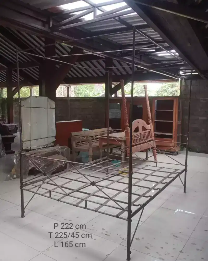 Dipan besi kuno original