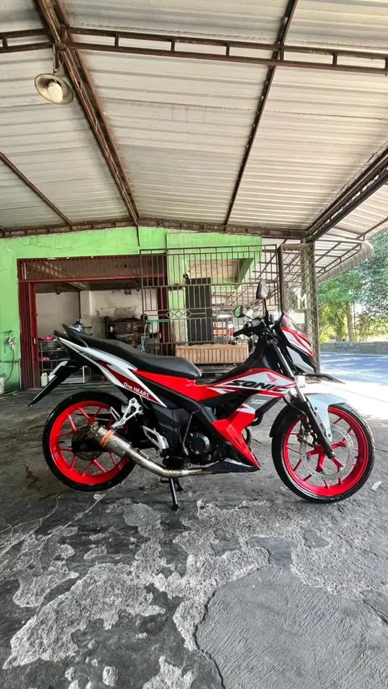 Honda Sonic 150R