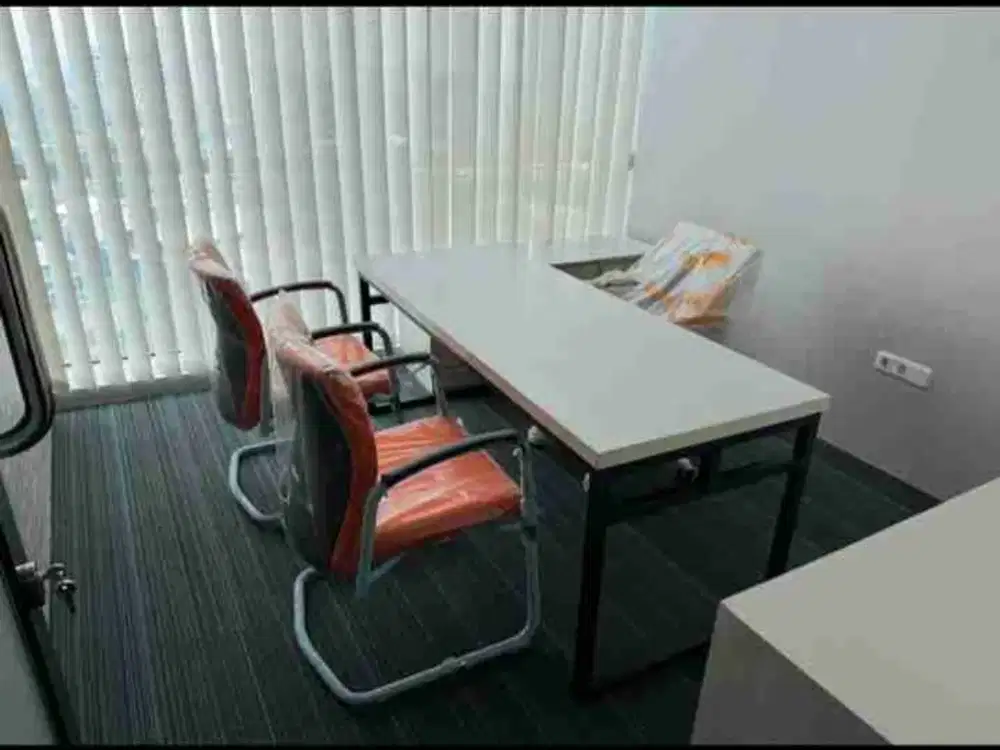 Disewakan Office Space di Tokopedia Care Tower OT3 Luas 114 m2 Full Furnished , Jakarta Barat