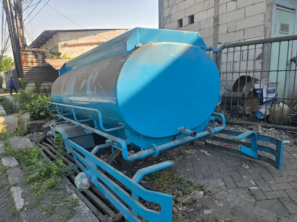 DiJual Tangki Air Besi 5000L Ex Ban Dobel