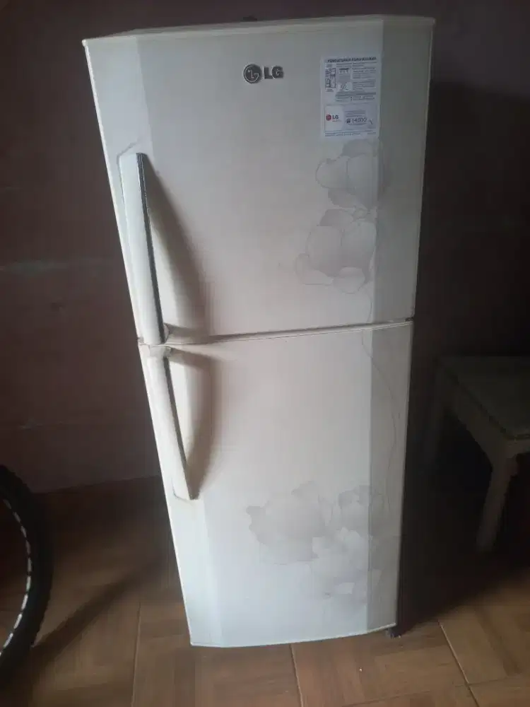 KULKAS 2 PINTU MERK LG