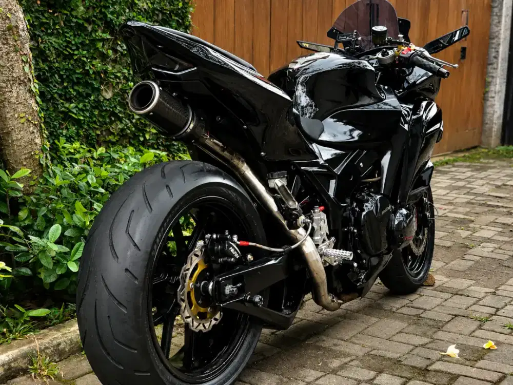 CB 400 4 cylinder Vtec 2 