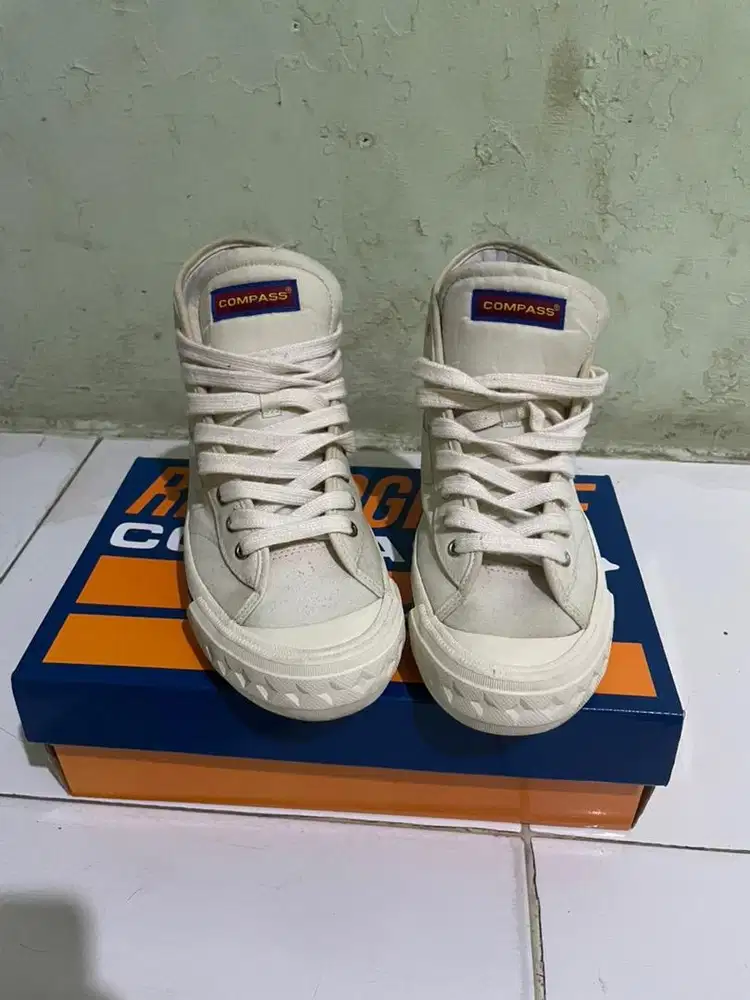 Sepatu Compass Retrograde Hi Cream Original 100% [BNIB]