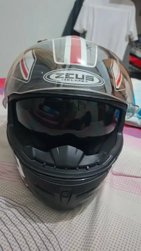 Helm Full Face Zeus 813