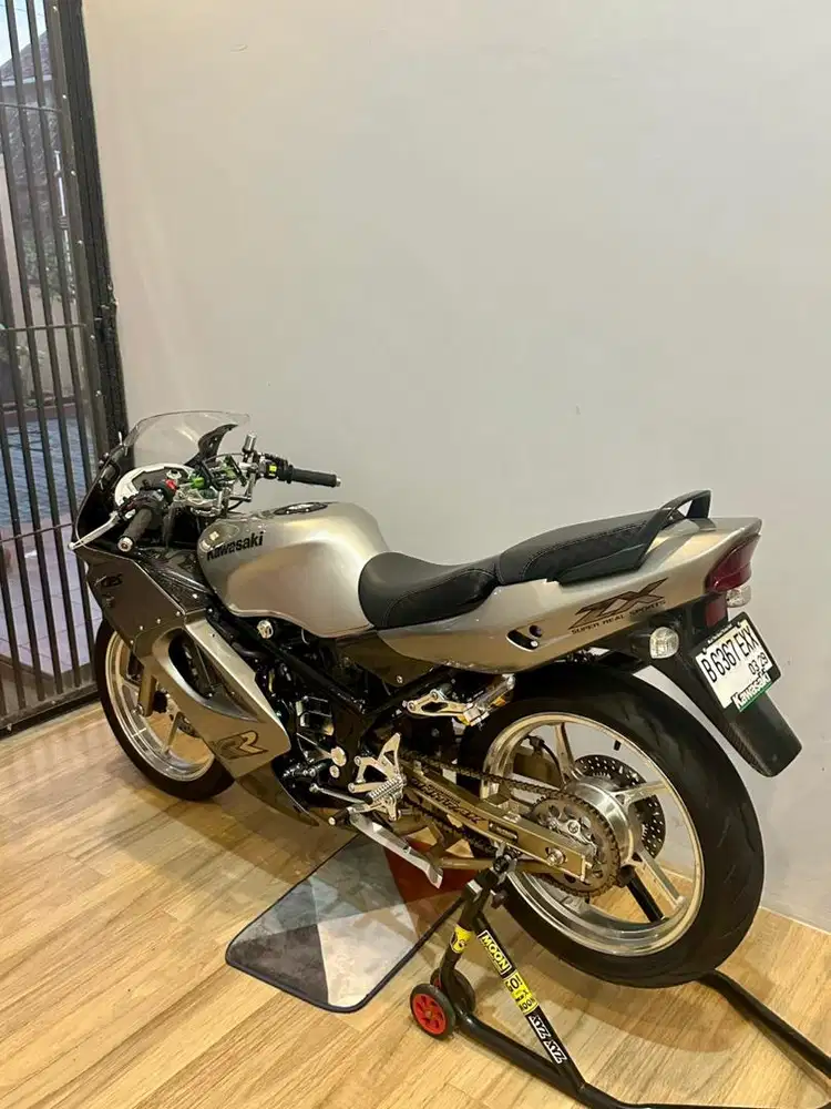 Ninja rr cbu / kawasaki zx krr 150