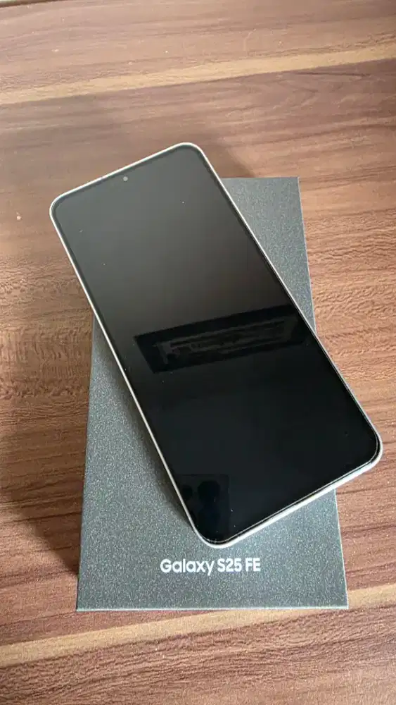 Samsung S25 FE White 8/256
