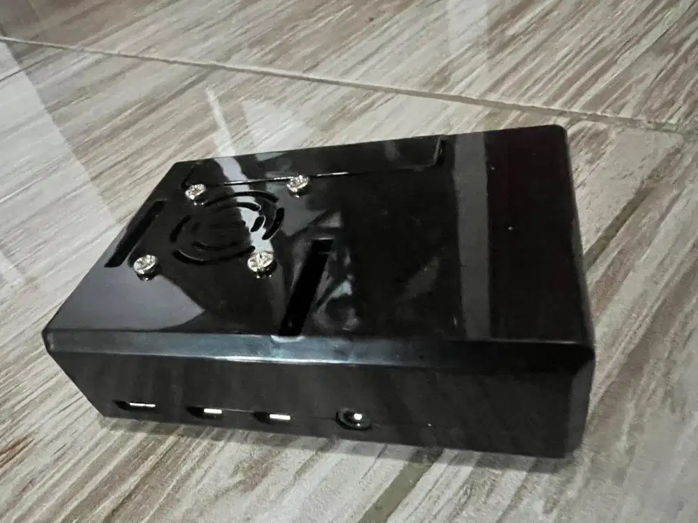 Raspberry P4 Model B