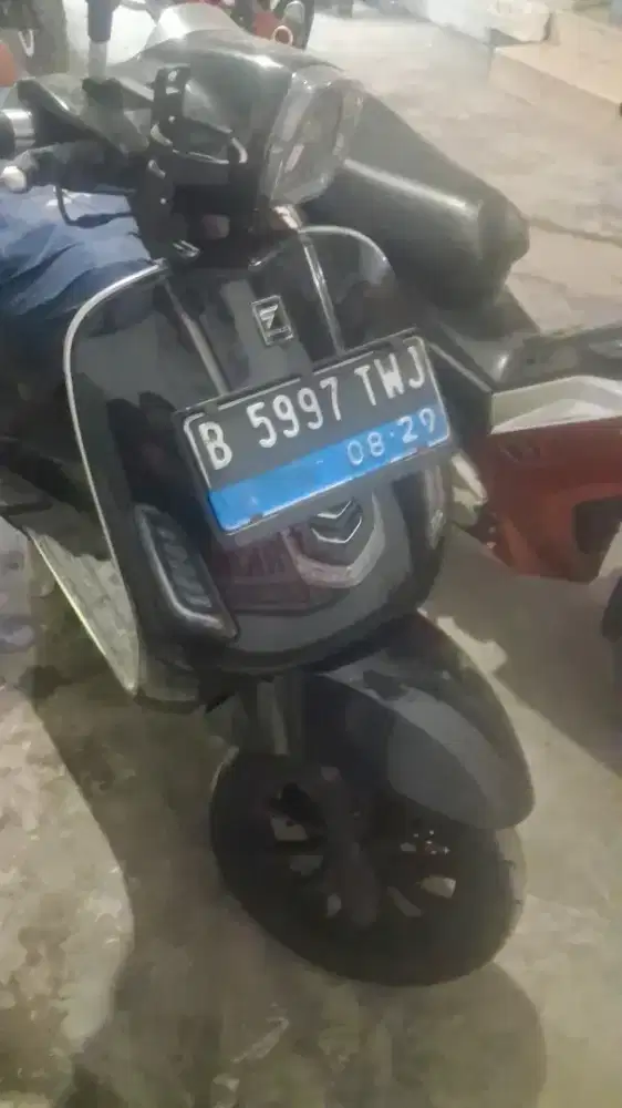 Jual motor zuzu hitam