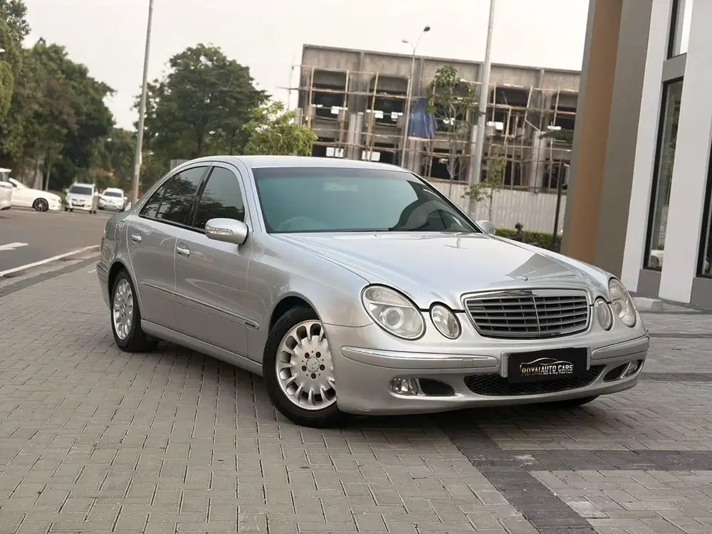 Mercedes-Benz W240 Elegance W211 2.6L 2003