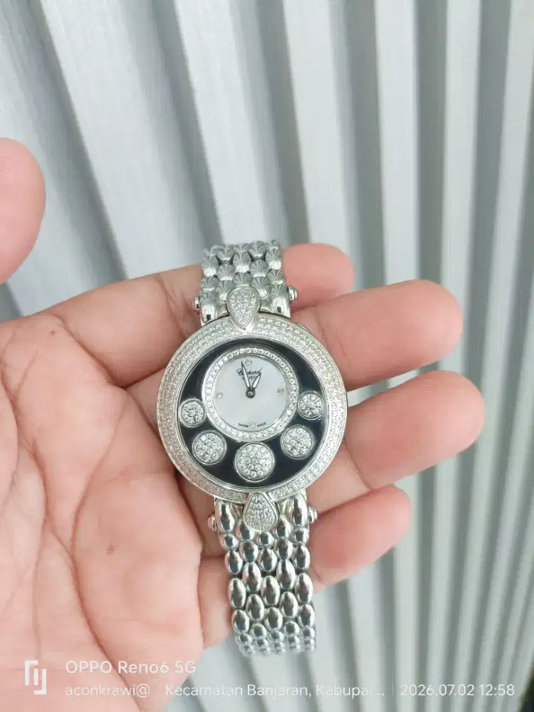 Jam tangan wanita