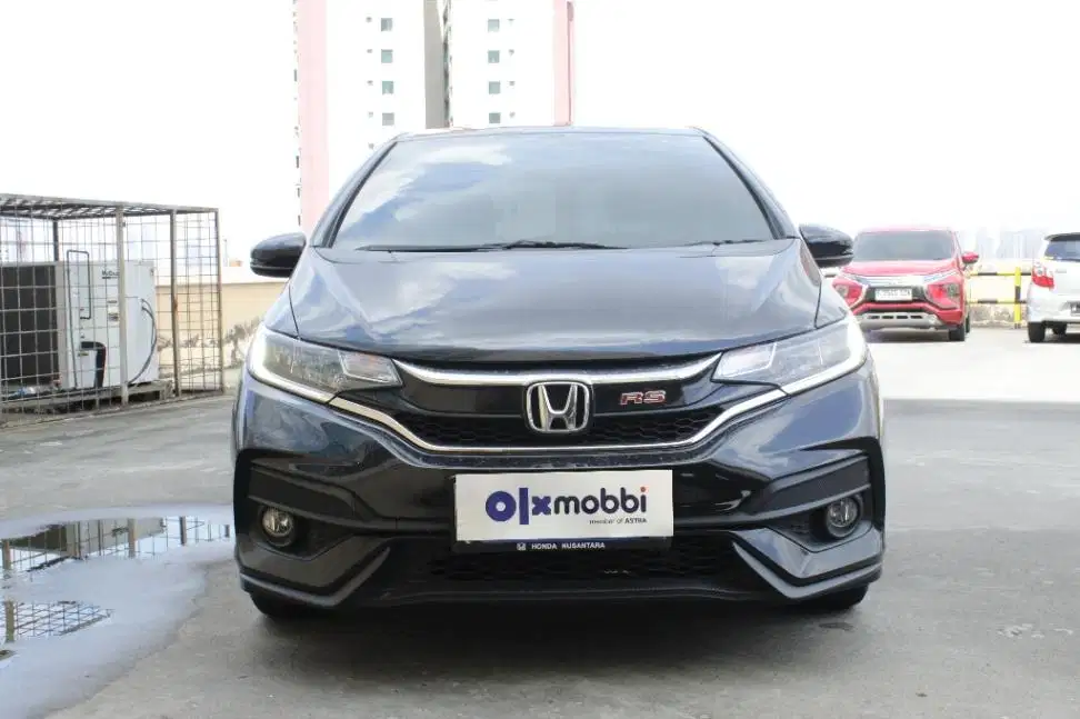 TDP 11 JT Honda Jazz 1.5 RS Bensin-AT Hitam 2019