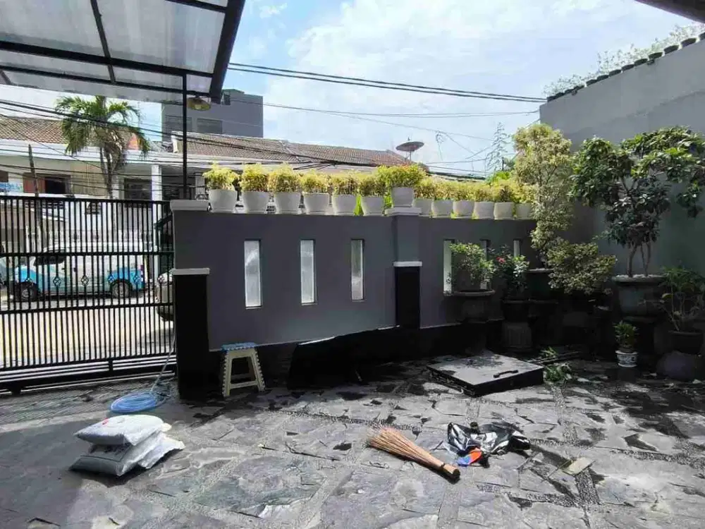 Dijual rumah full furnish muara karang blok 8 raya
