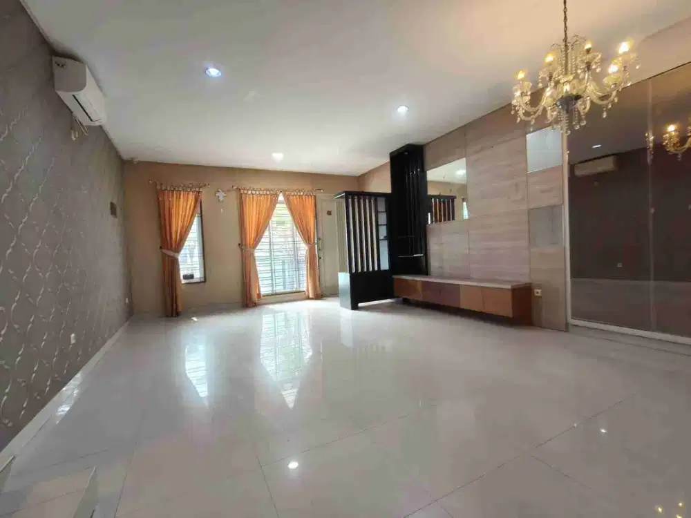 Dijual rumah layar permai PIK