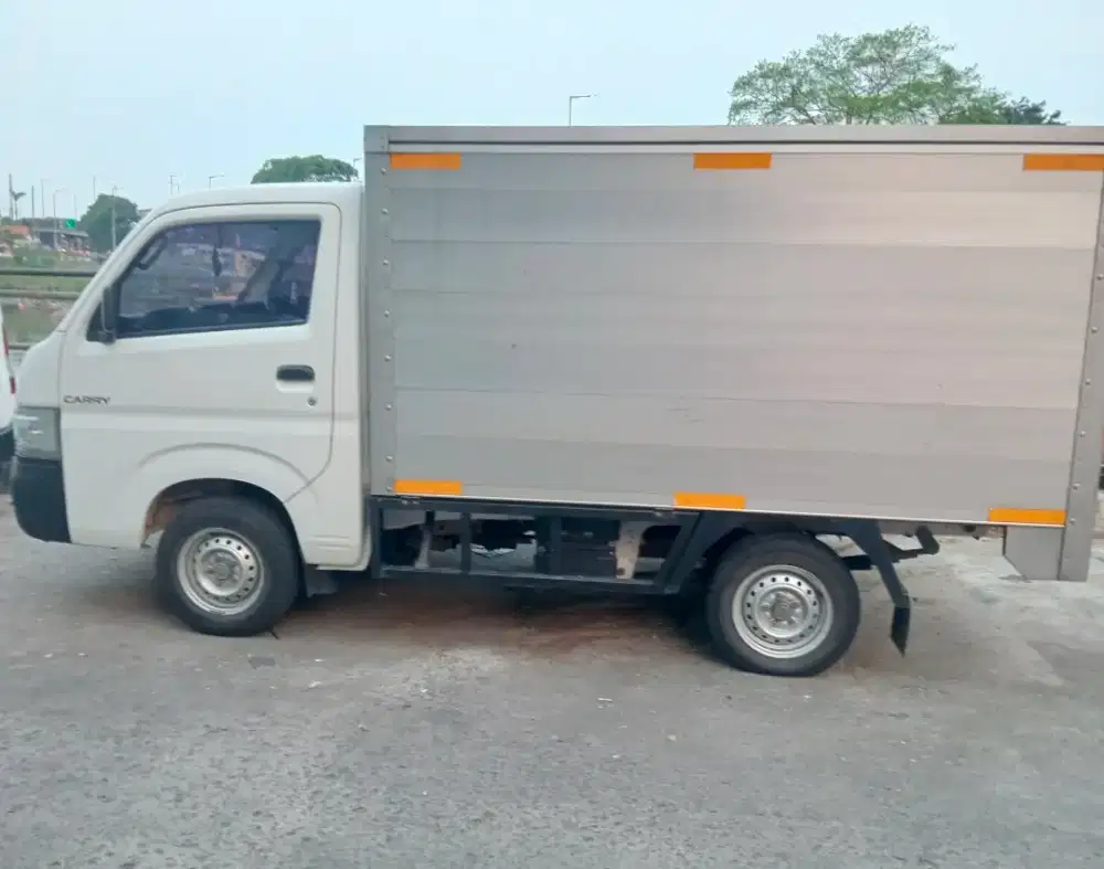 Suzuki Carry Box 2023