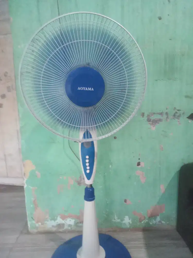 Kipas angin Aoyama mulus normal