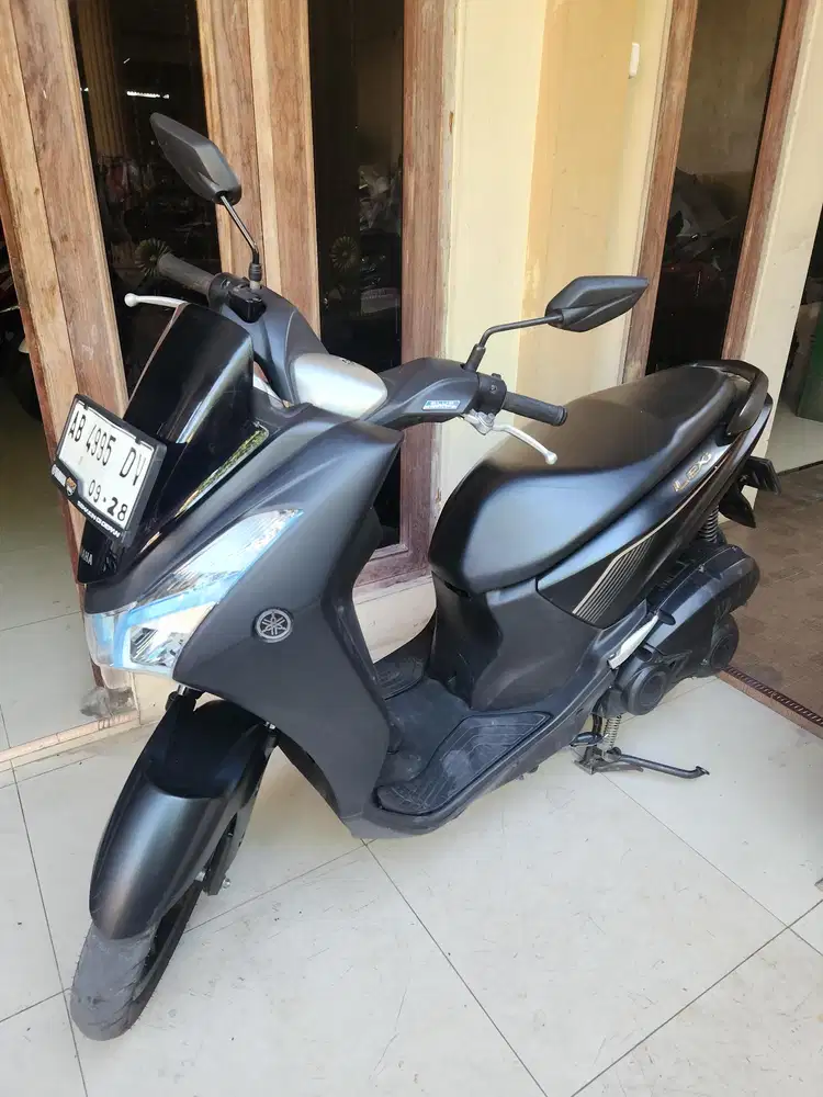 Lexi 125cc hitam 2023 Gbm bisa tunai // kredit