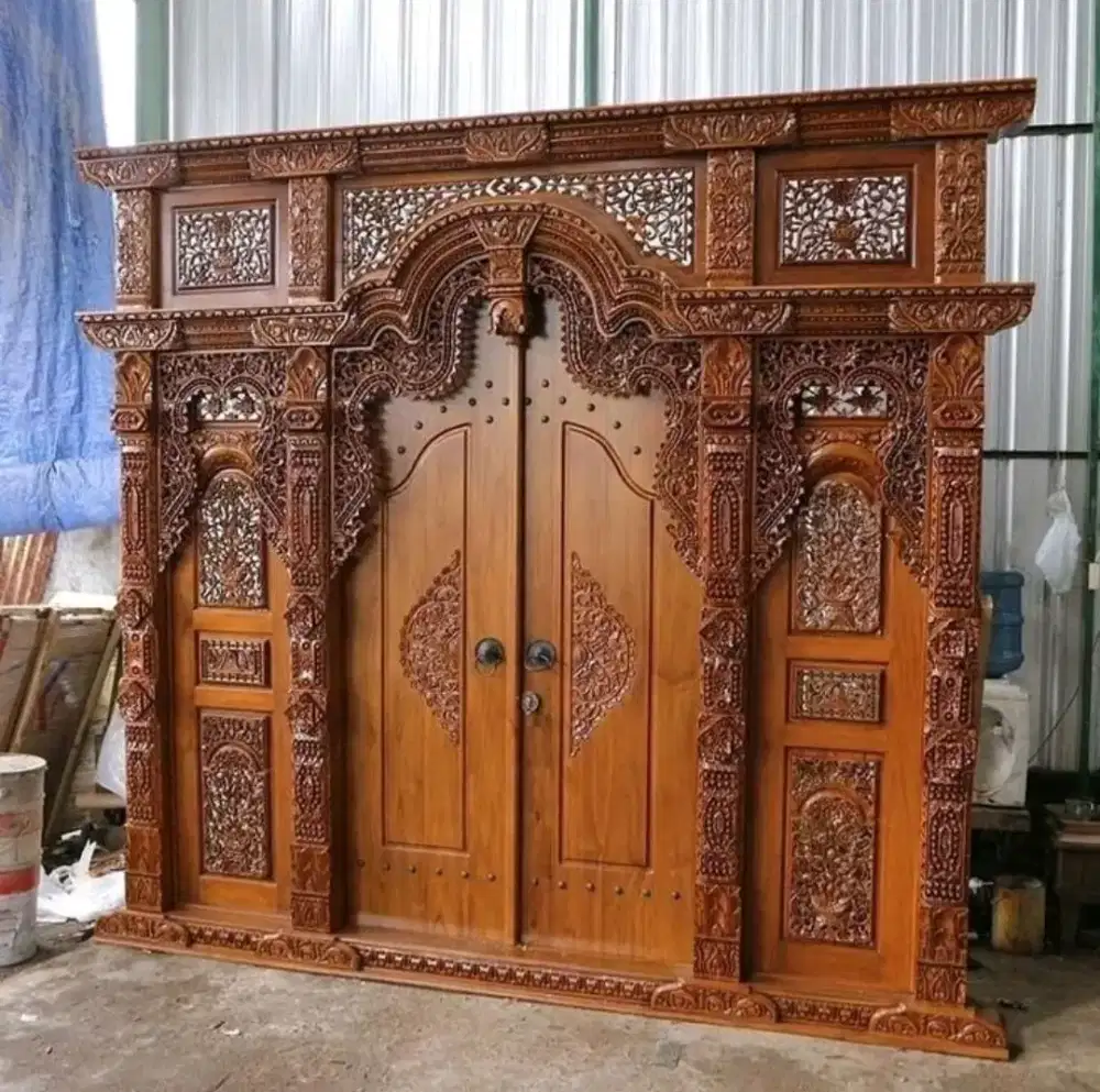 Pintu Ukir Gebyok Jepara