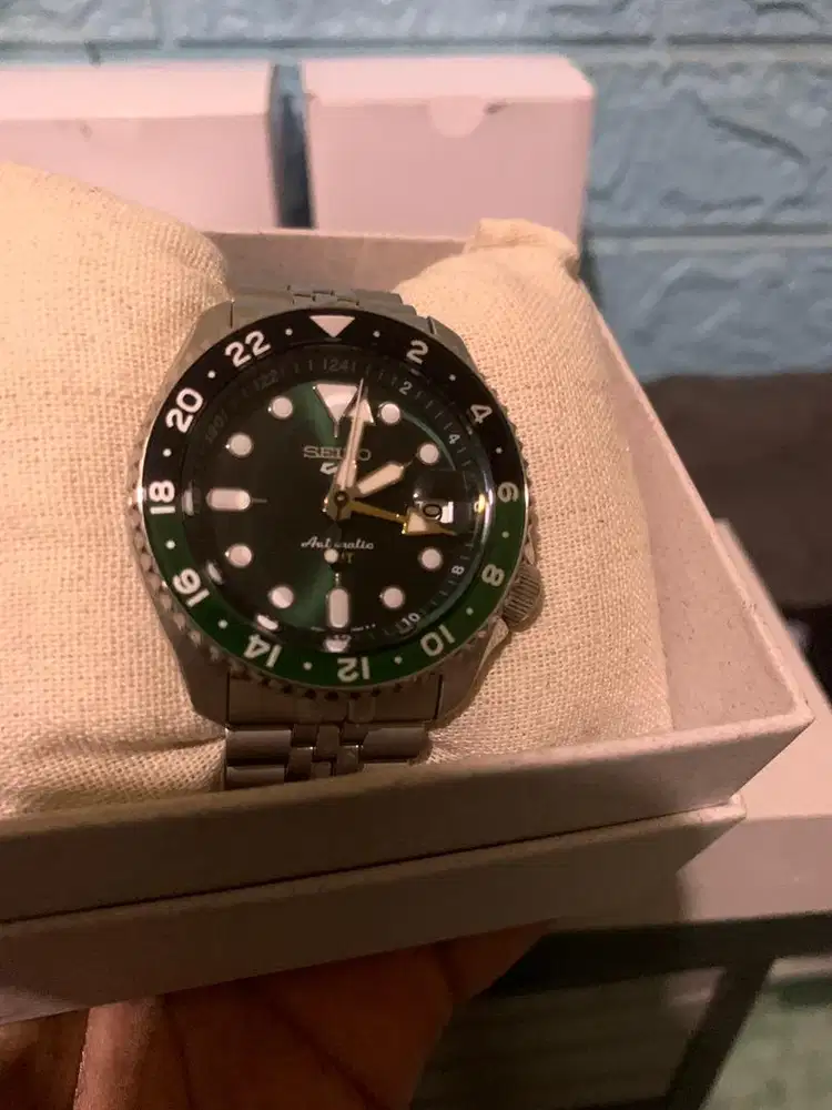 SEIKO 5 GMT SSK035K1