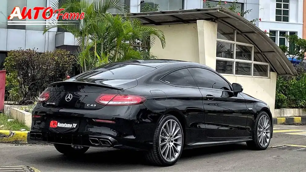KM39RB Mercedes Benz C300 AMG Coupe 2017 Electric Sunroof Full Option
