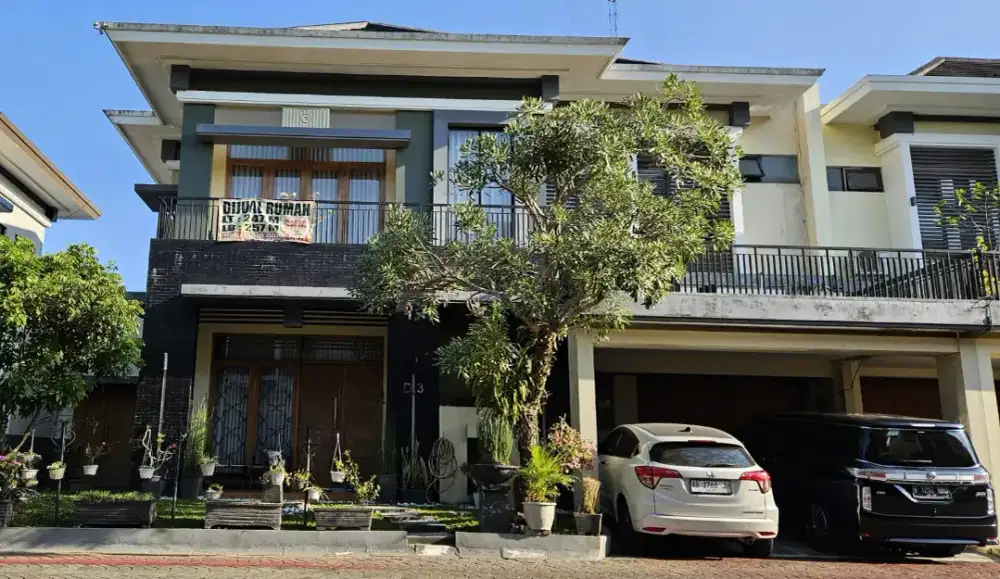 Rumah mewah dalam perumahan elit di area jalan palagan KM 12 Sleman
