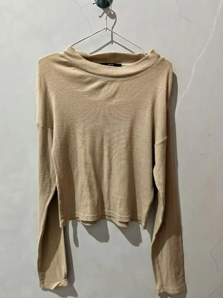 Baju kaos rib wanita