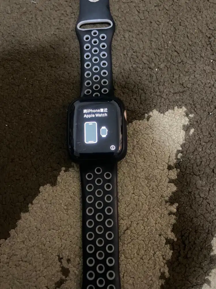 apple watch series 5 lock icloud