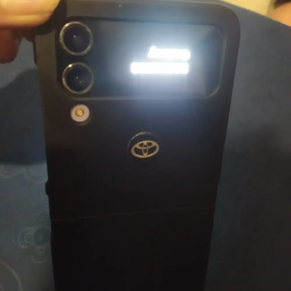 Samsung Z flip4 8/256