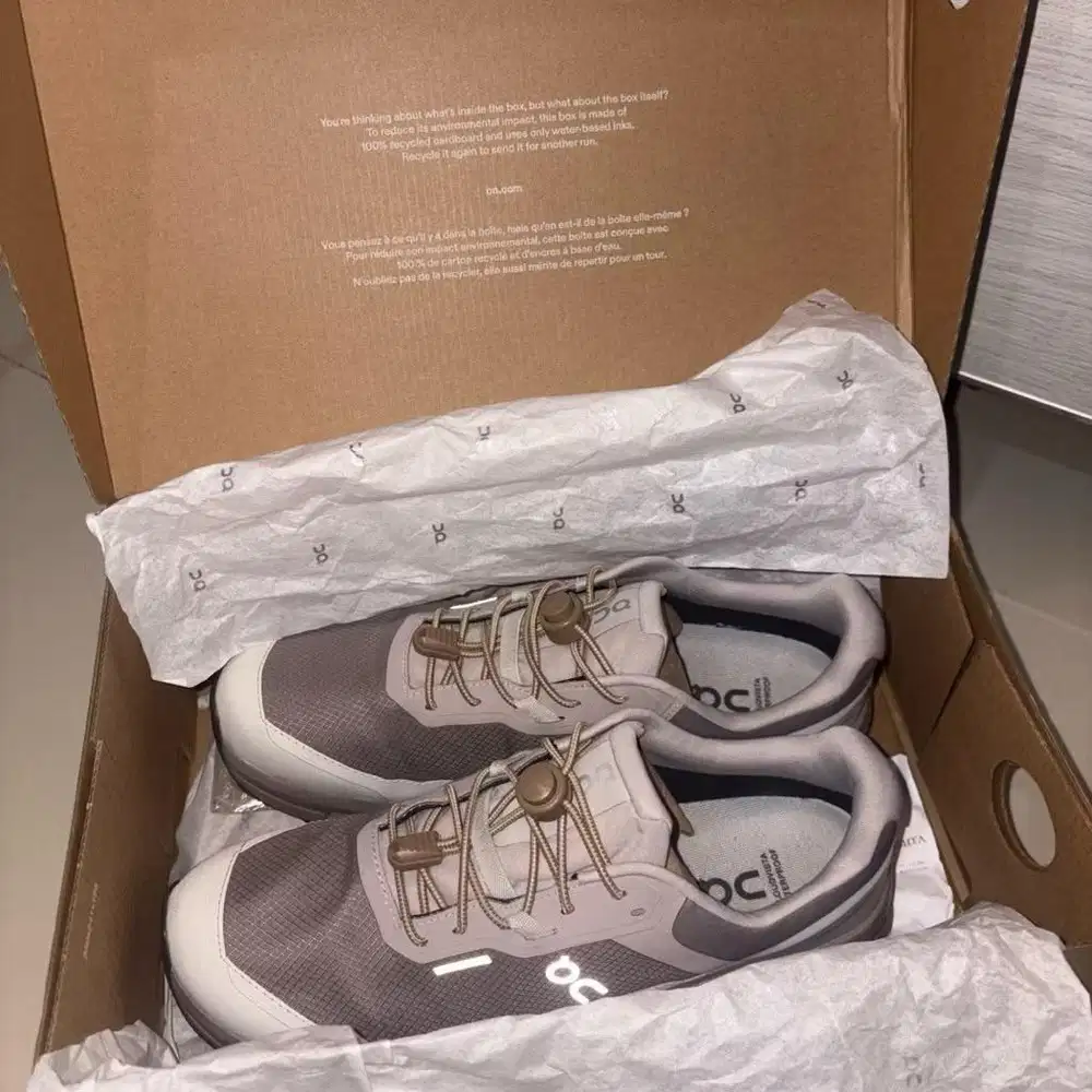 ON Cloud CLOUDVISTA 2 WATERPROOF PRELOVED LIKE NEW
