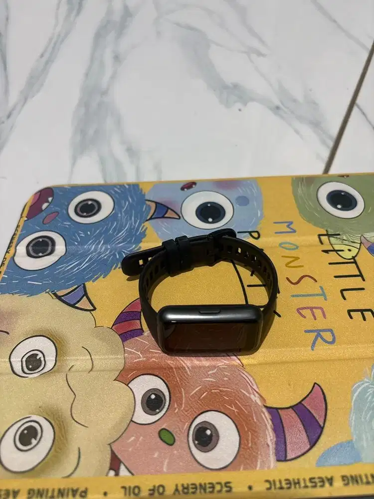 Huawei band 7 hitam