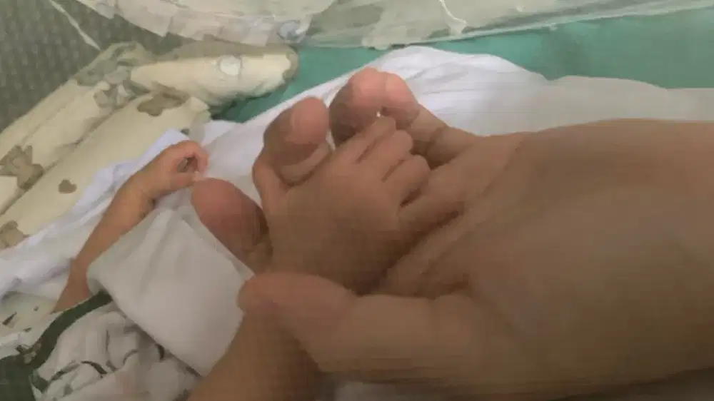 Babysitter (Pengasuh Bayi)