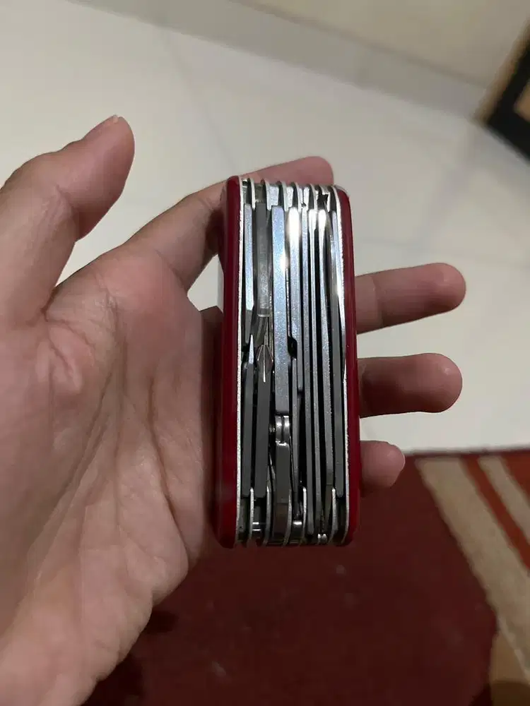 Victorinox swiss