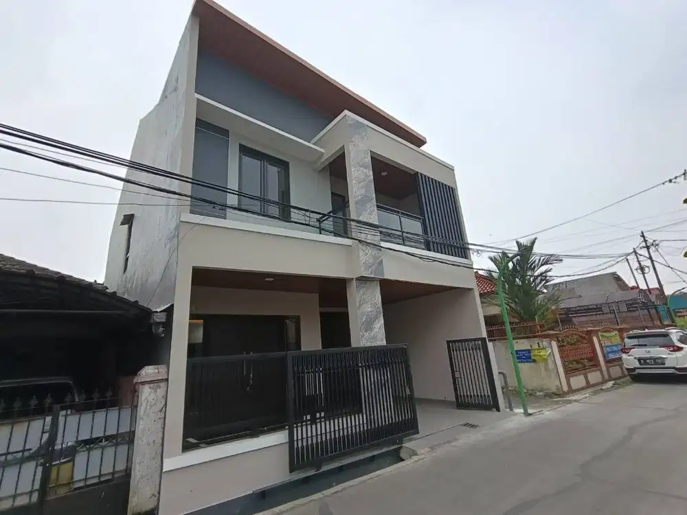Dijual Rumah 2 lantai di Margacinta Buah Batu