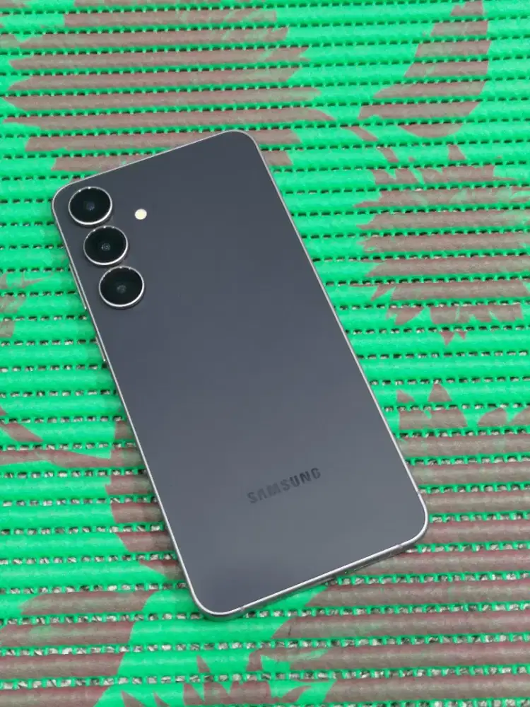 Samsung s25 fe 5g 8/256 gb