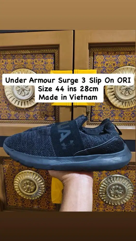 Under Armour Surge 3 Slip On Original size 44