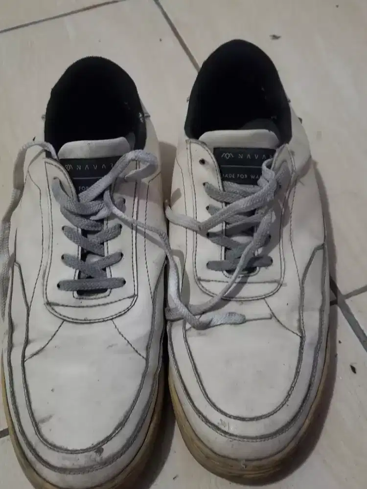 jual sepatu merk navara