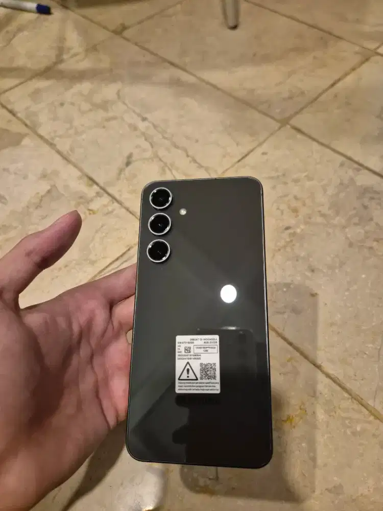 Samsung S24fe 512
