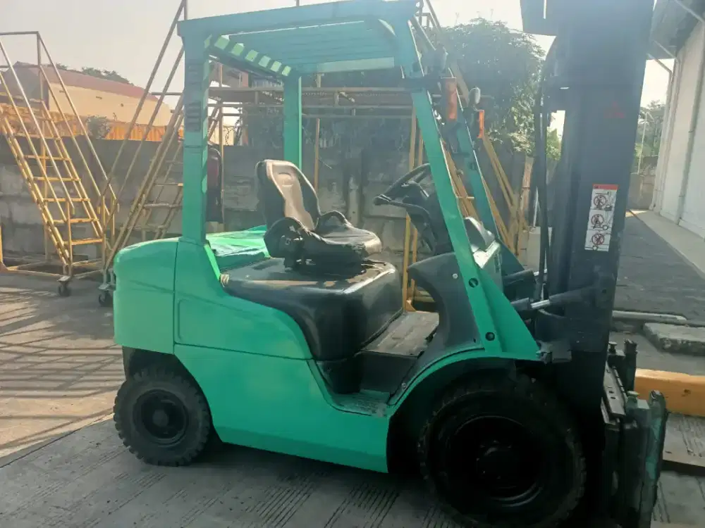 Forklift Mitsubishi 2,5 Ton,Matic,Threelift 4,3 Meter,Tahun 2018