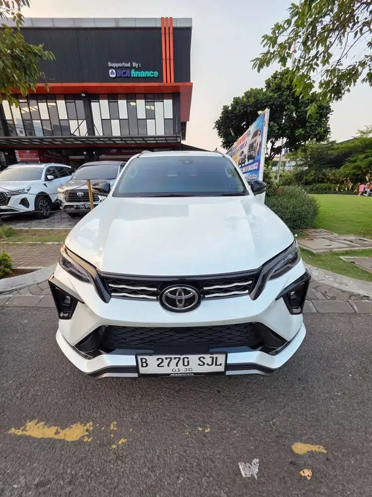 Toyota Fortuner GR Sport 2.8L Diesel A/T 2024