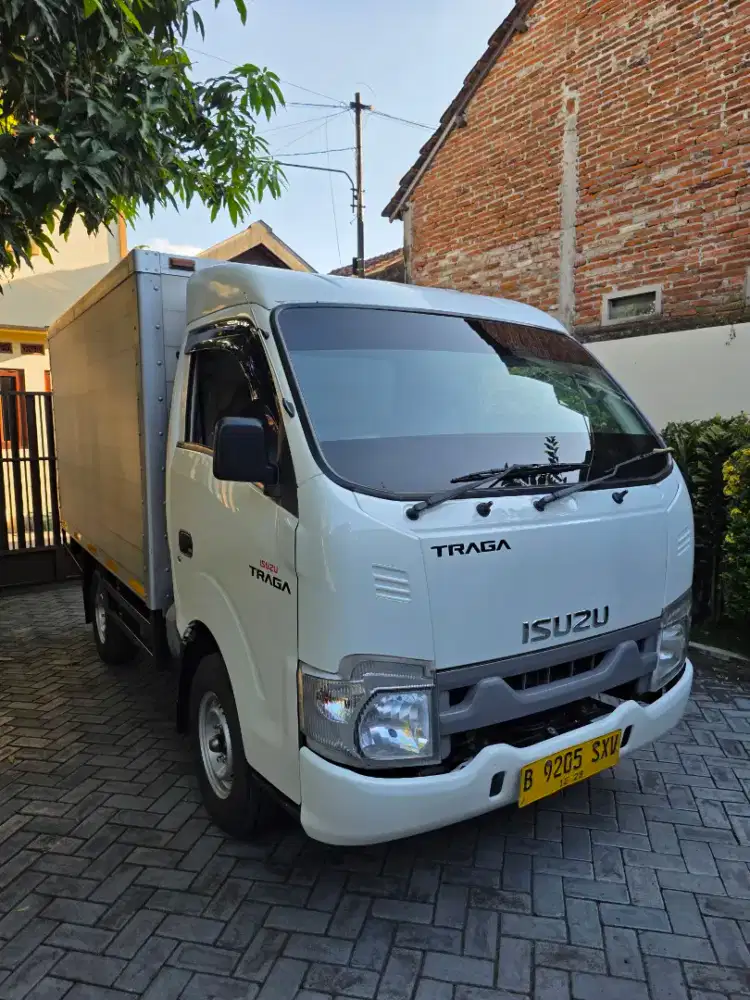Traga BOX 2.5 Diesel Th.2023 Bln.2 (B JKT) Istimewa