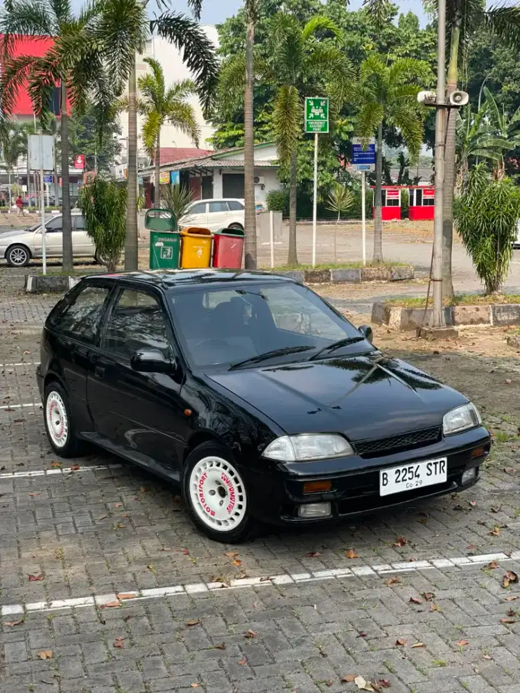 Suzuki forsa amenity eleny 2 pintu