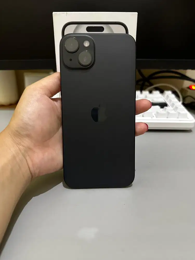 iPhone 15 Plus 128GB – Original, Mulus, Siap Pakai