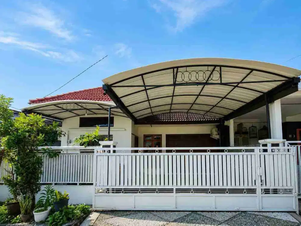 Rumah Hook SHM di Taman Tiara Regency